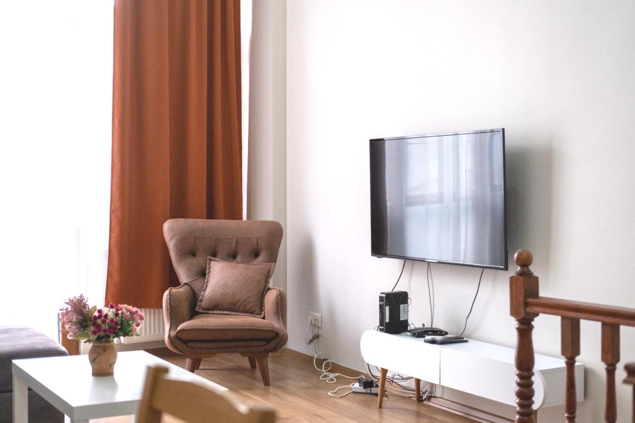 Apartamento Garden Duplex With Netflix Close To Taksim,Bomonti Estambul Exterior foto